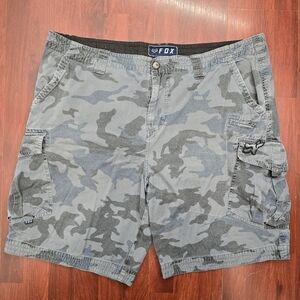 Fox Men's Gray Camouflage Cargo Shorts Size 44